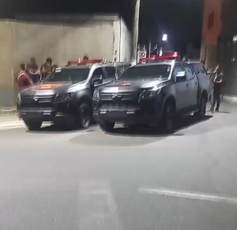 6C8BF638-C900-42A7-8963-2976BF2B70D0