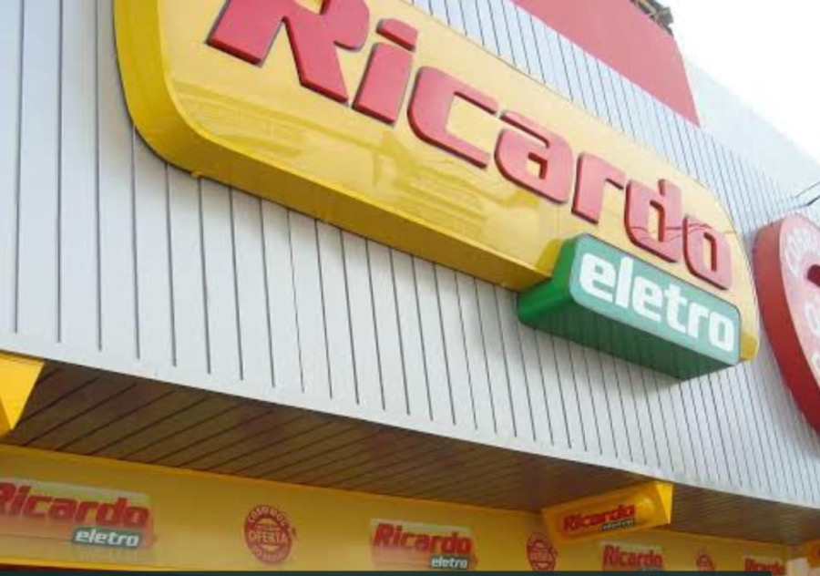 E30394DA-4DA4-4B3C-9D39-F2CF80F1652E