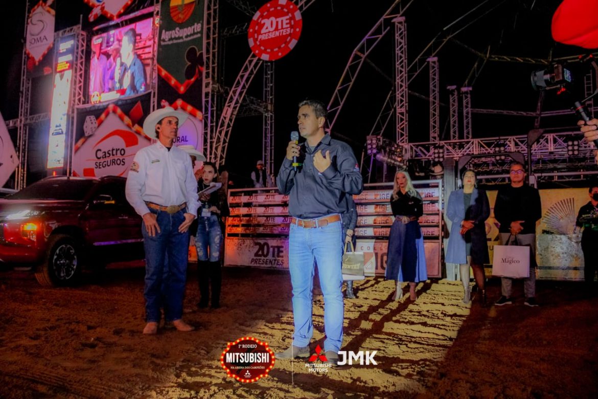 FE3E11DB-E65D-4A95-8D7B-0957C7650CC7